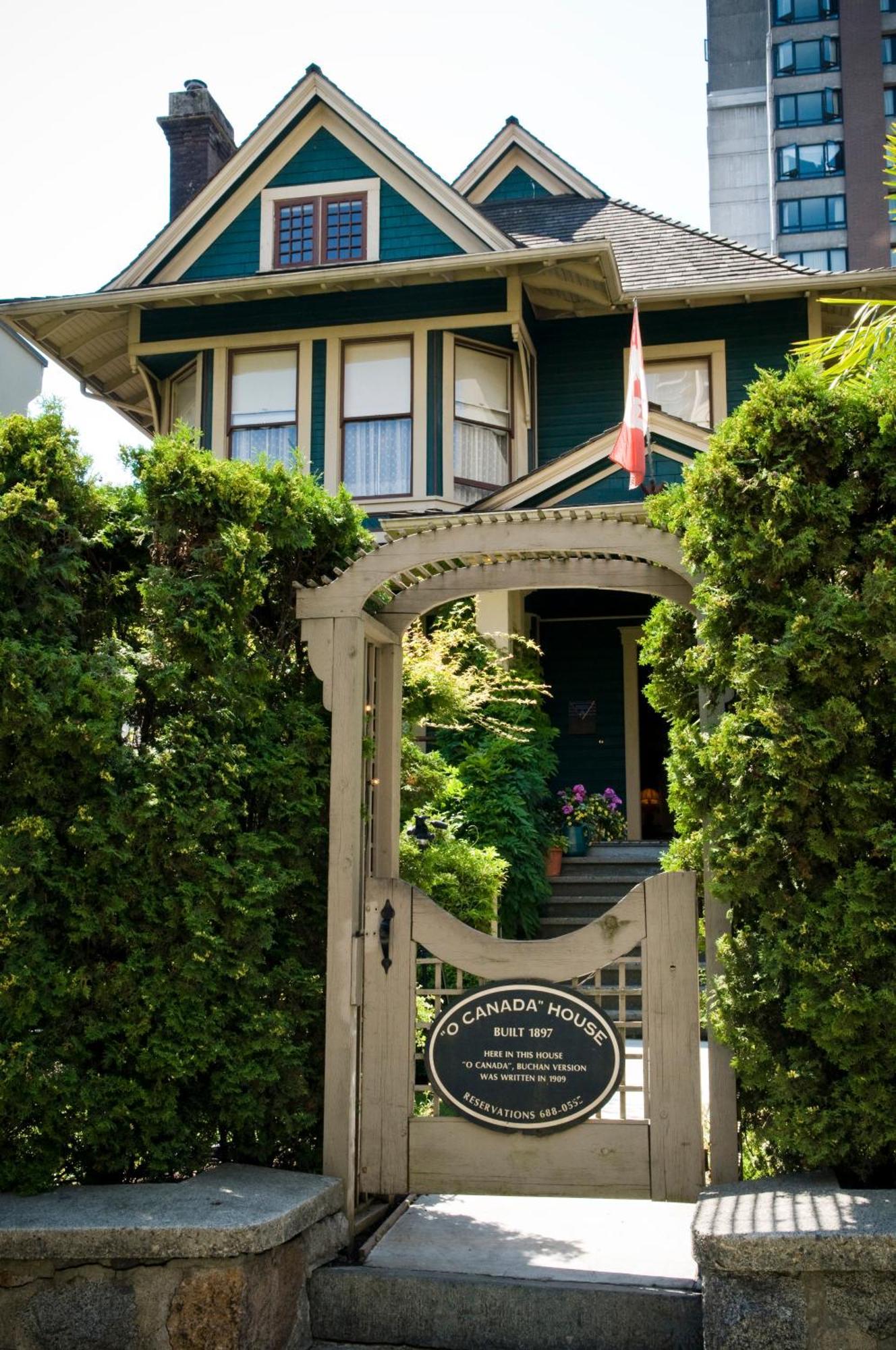 O Canada House Bed & Breakfast Vancouver Bagian luar foto